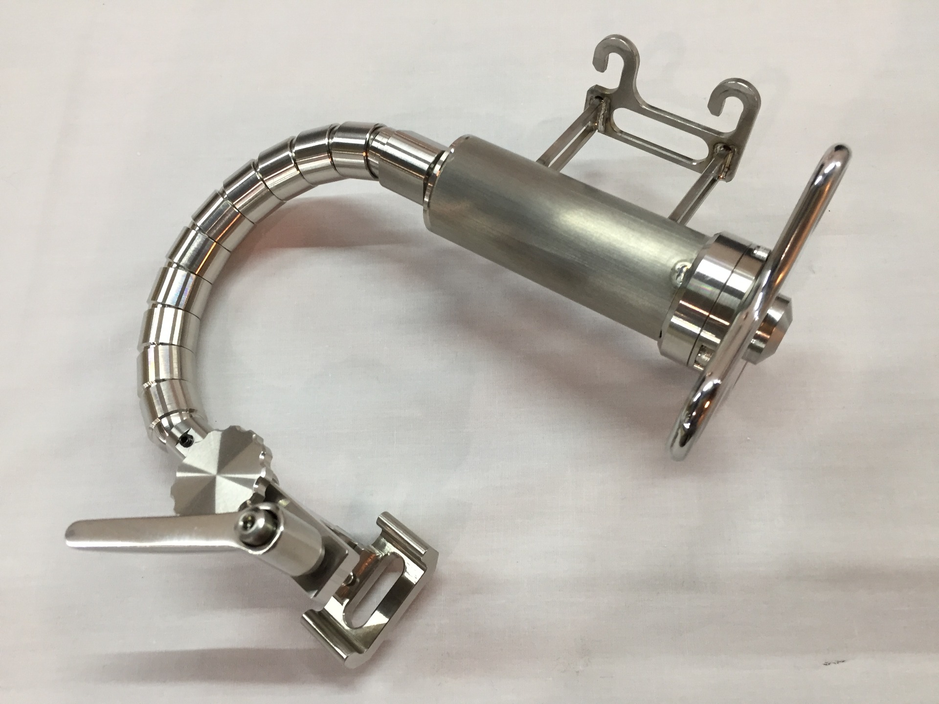 キャスパー開創器固定具